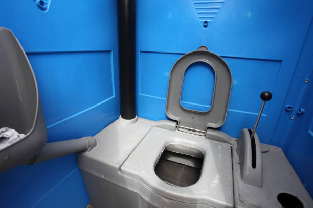 Best VIP or Luxury Restroom Trailers  in Knightstown, IN